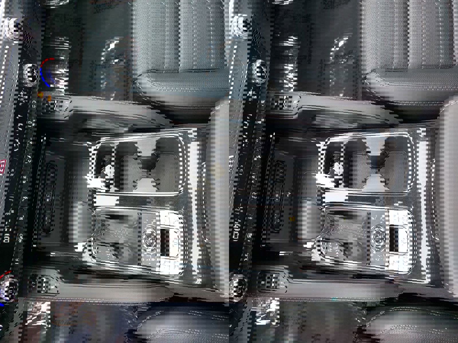 Used 2022 Kia Telluride SX w/ SX Prestige Package image 26