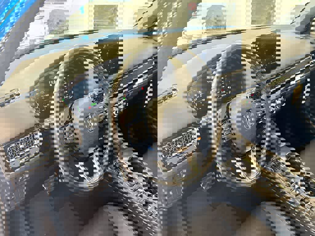 Certified 2025 Honda Civic Sport Touring image 7