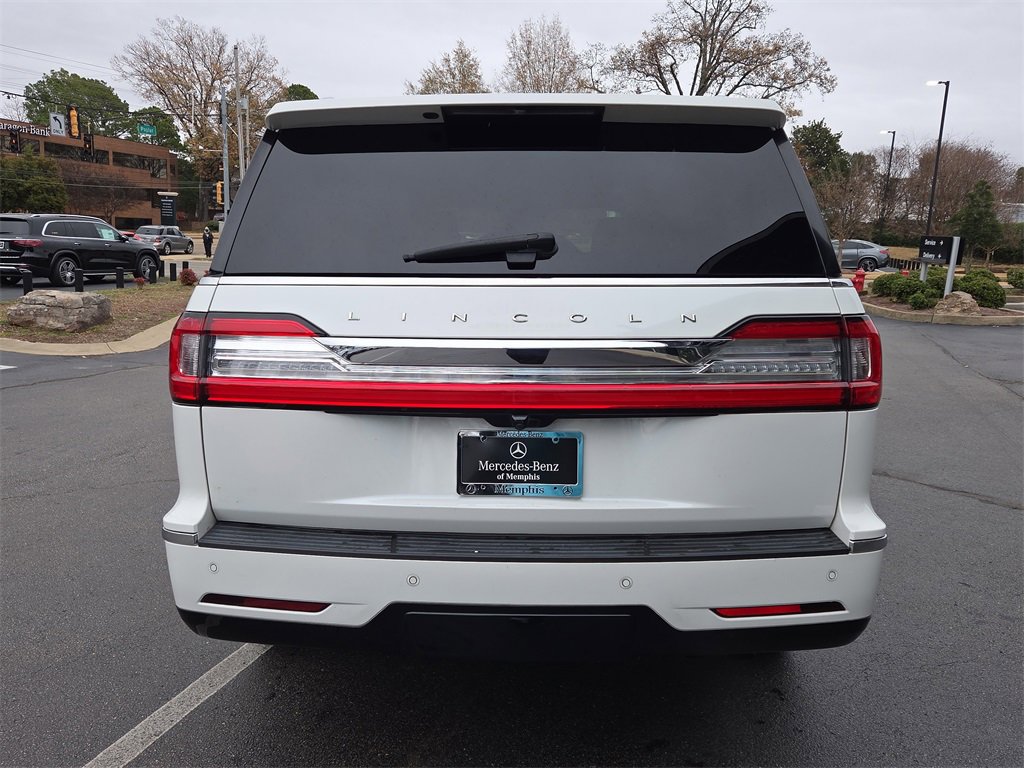 Used 2020 Lincoln Navigator Reserve w/ Luxury Package image 4