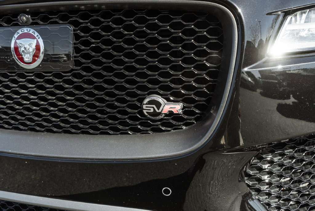 Used 2020 Jaguar F-PACE SVR AWD/4WD image 38