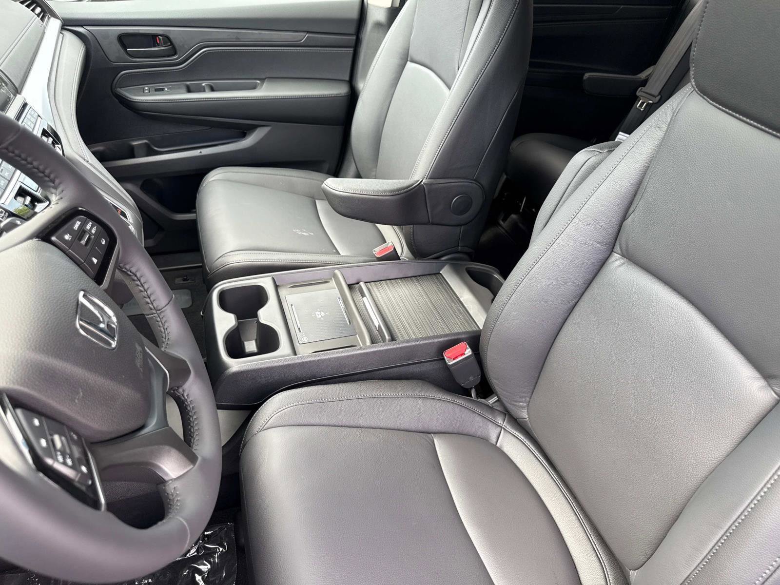 New 2026 Honda Odyssey EX-L image 24