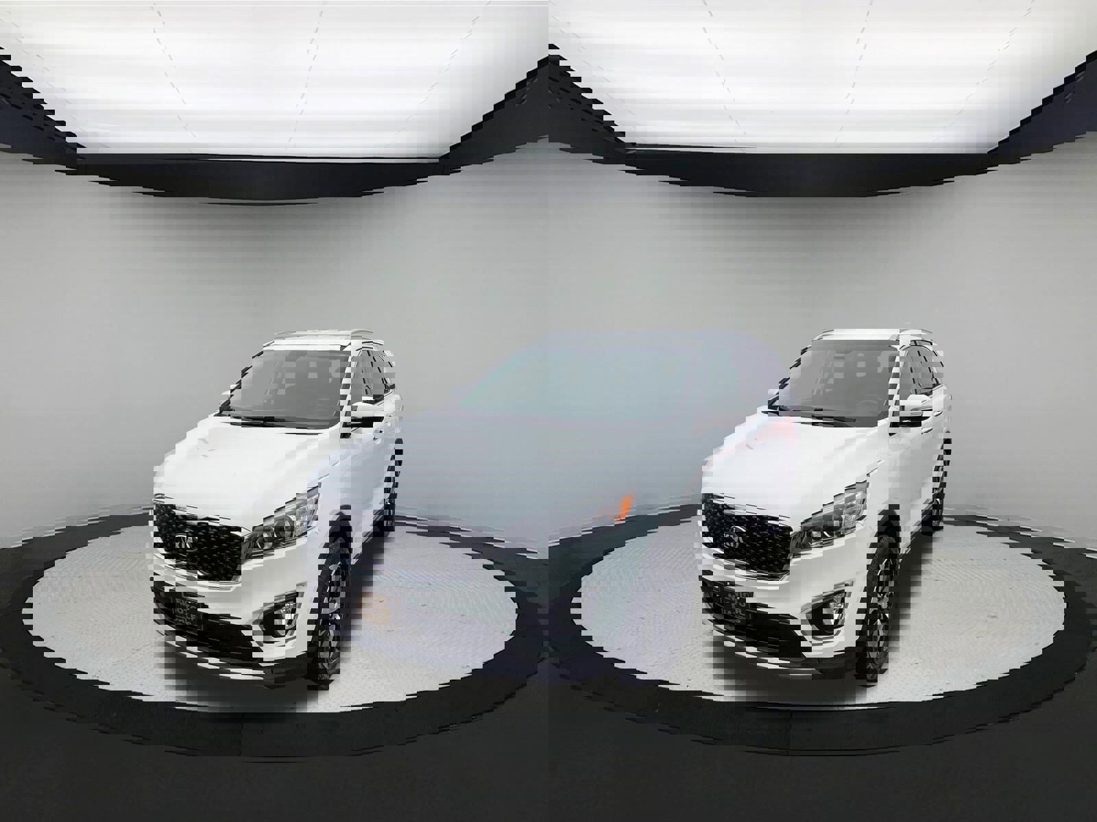 Used 2017 Kia Sorento EX image 4