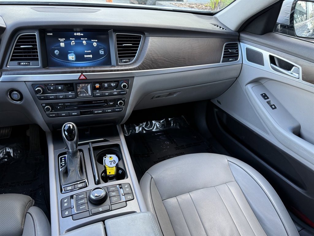 Used 2017 Genesis G80 3.8 w/ Option Group 03 image 24