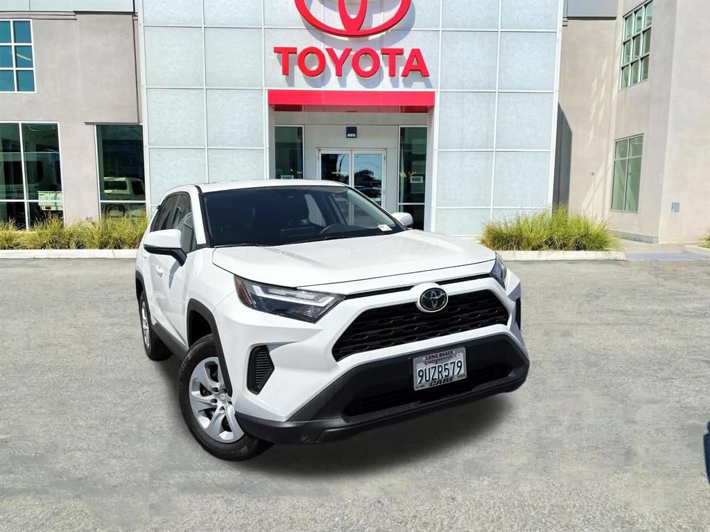 Used 2025 Toyota RAV4 LE FWD image 2