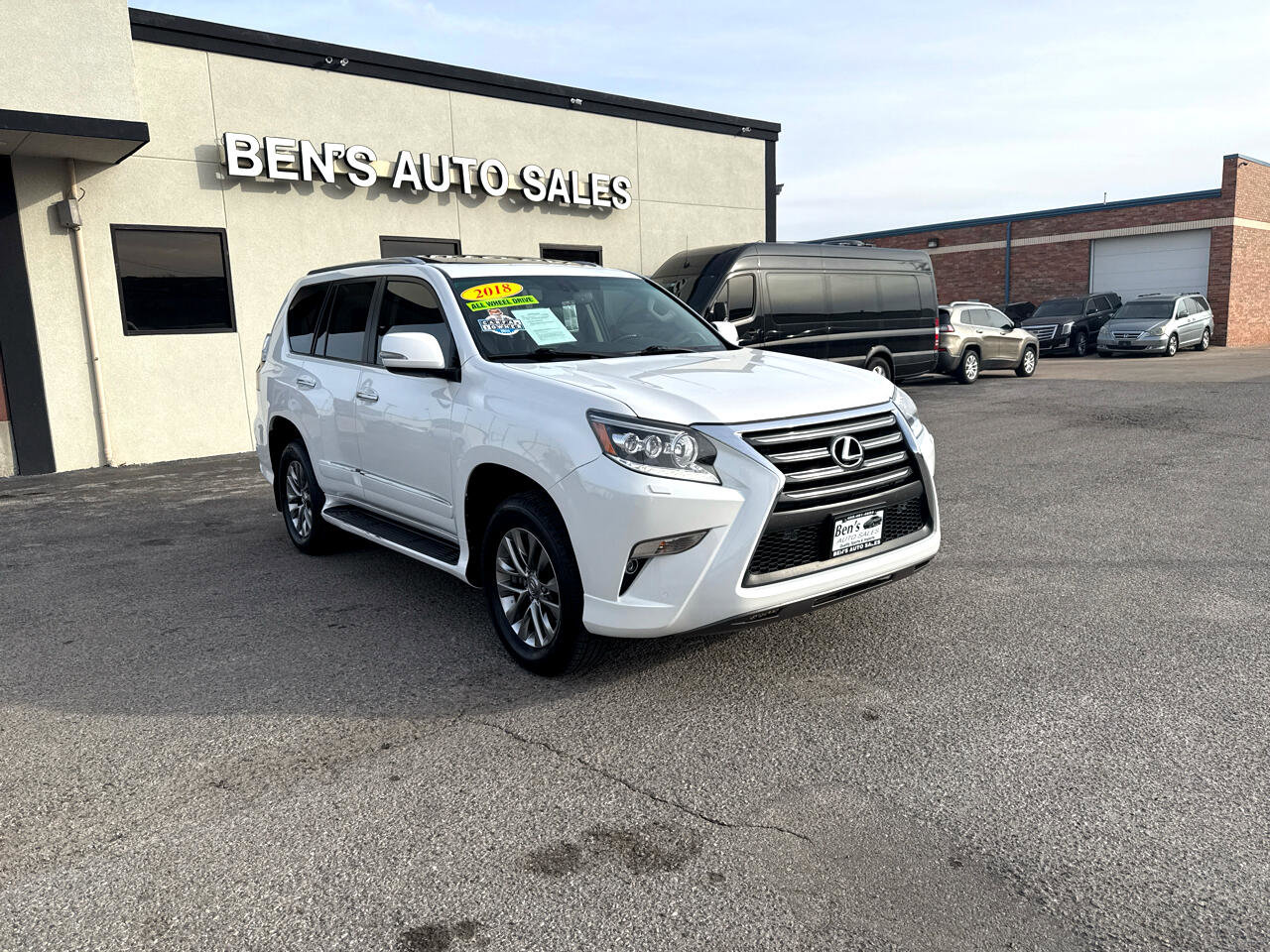 Used 2018 Lexus GX 460 Luxury w/ Preferred Accessory Package image 4