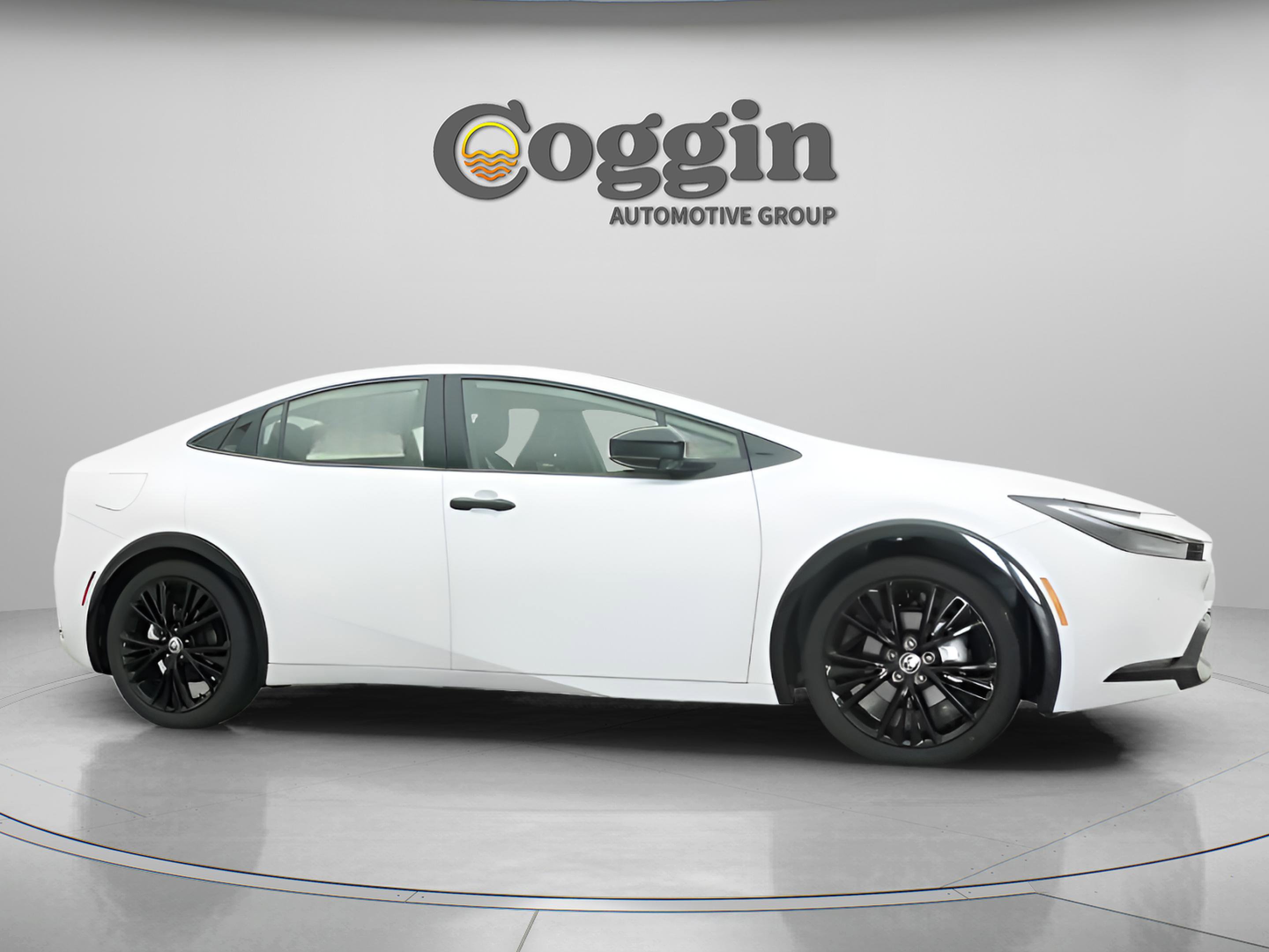 New 2026 Toyota Prius Plug-In Hybrid FWD image 25