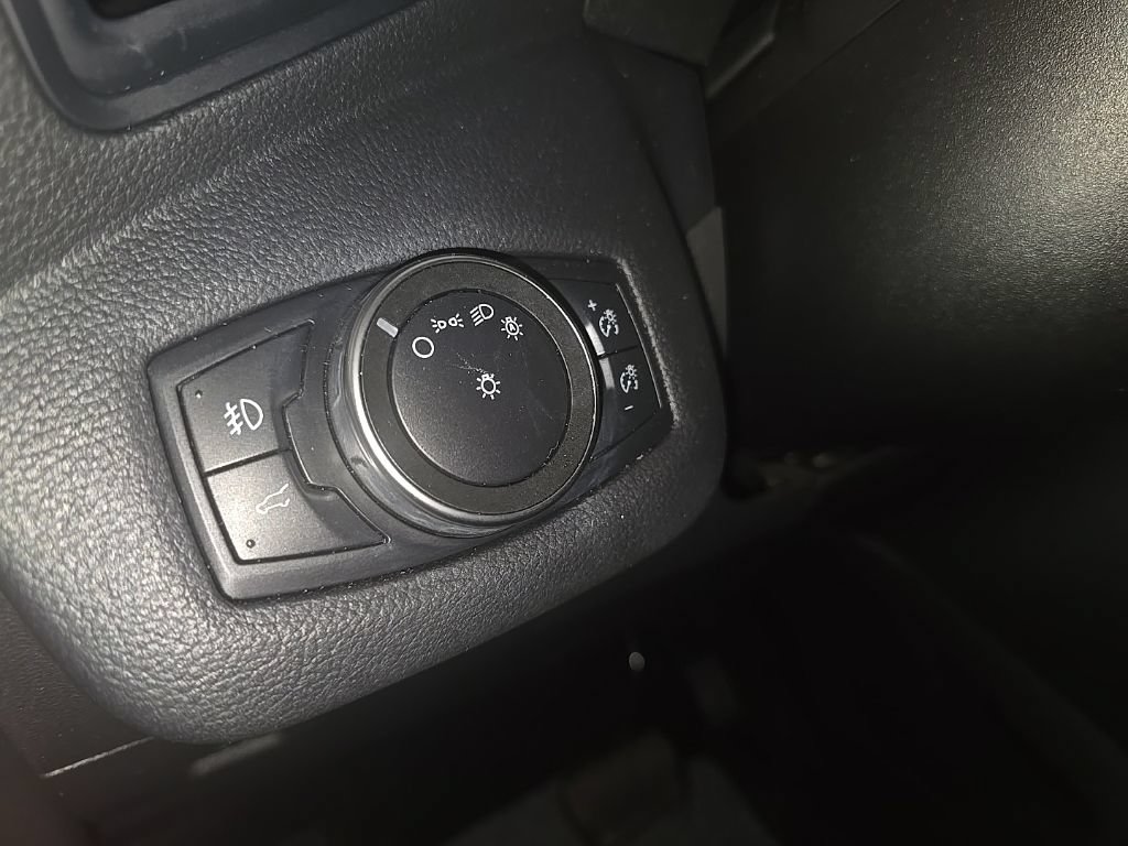 Used 2019 Ford Escape SE AWD/4WD image 15