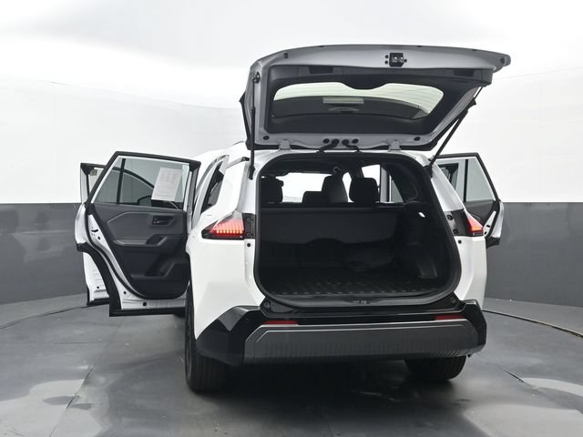 Used 2026 Toyota RAV4 SE AWD/4WD image 34
