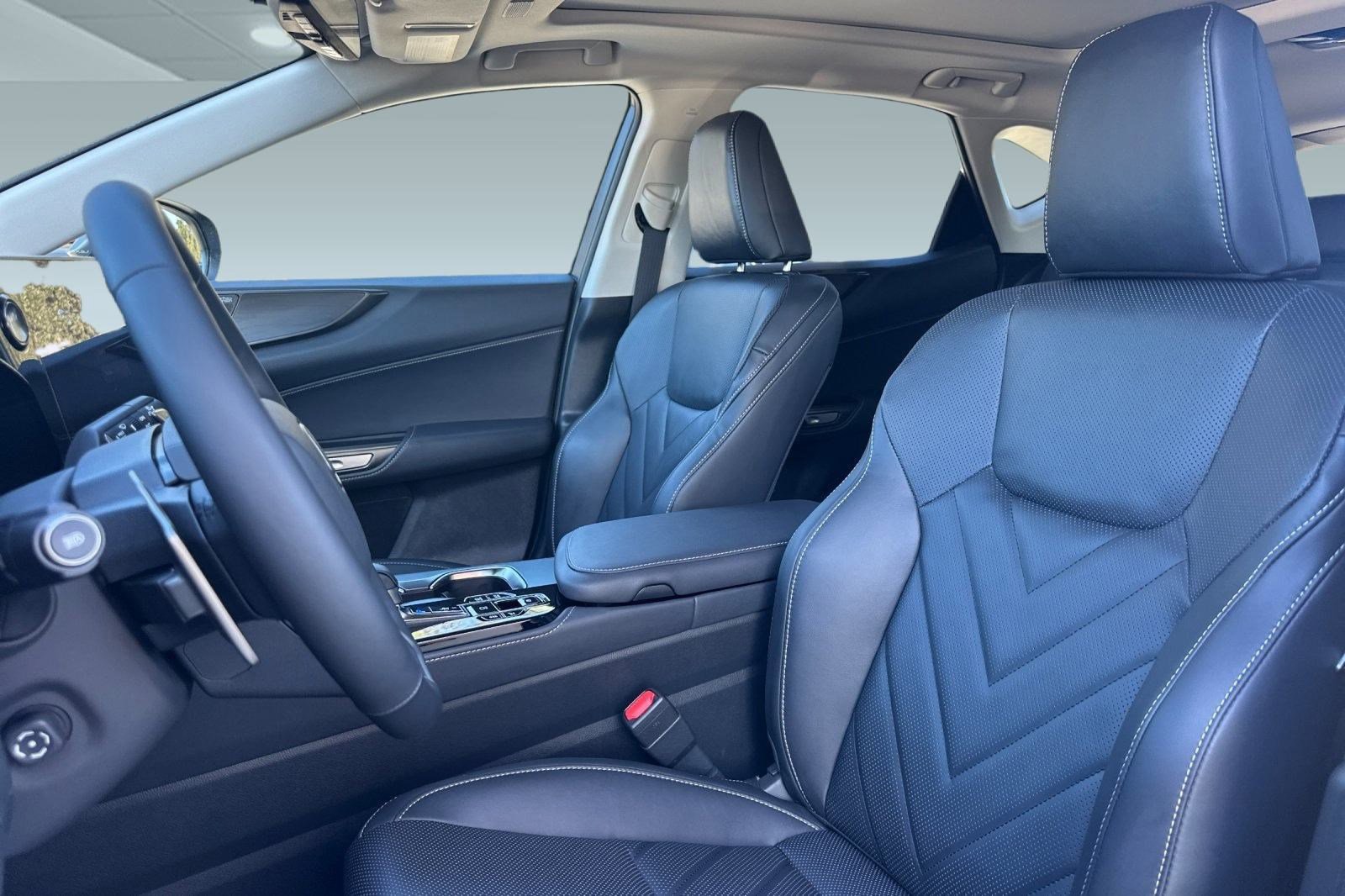 New 2026 Lexus NX 450h+ AWD w/ Luxury Package image 5