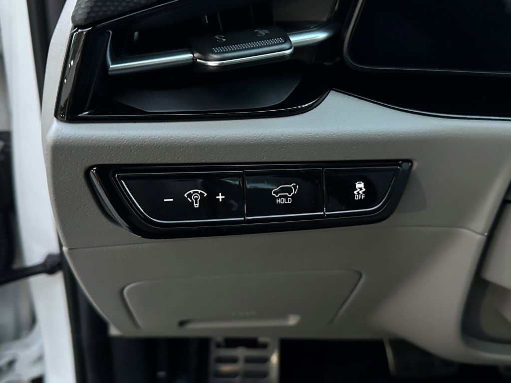 New 2025 Kia Niro Wave w/ Wave Preserve Package image 29