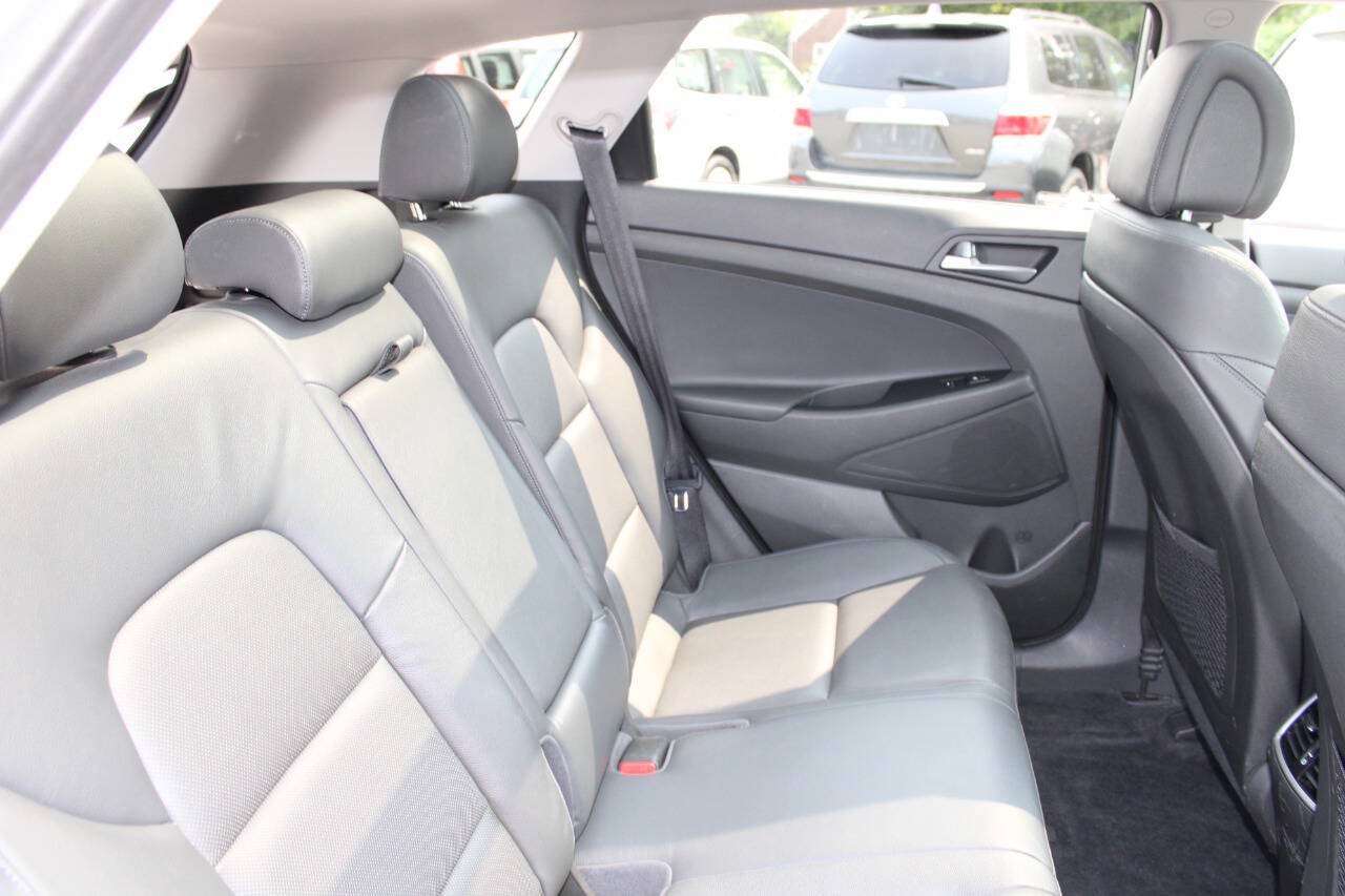 Used 2016 Hyundai Tucson Limited w/ Option Group 03 AWD/4WD image 21