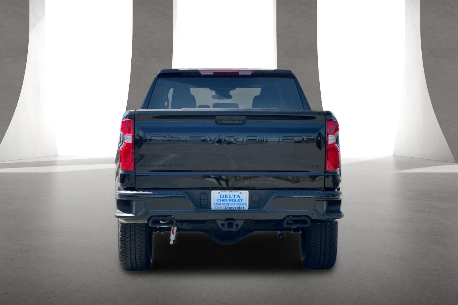 New 2026 Chevrolet Silverado 1500 LT Trail Boss w/ Dark Appearance Package AWD/4WD image 5