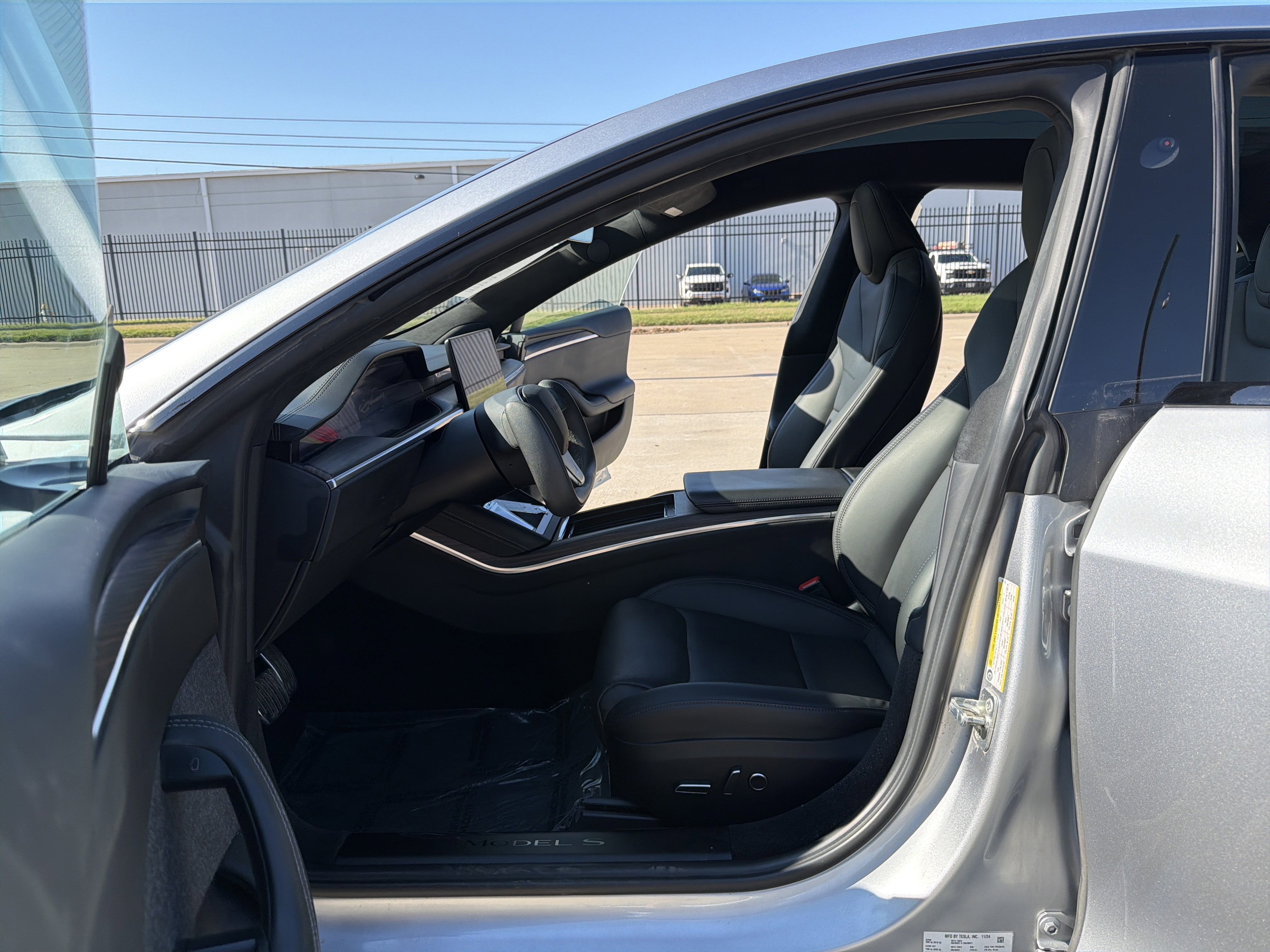 Used 2024 Tesla Model S AWD/4WD image 16