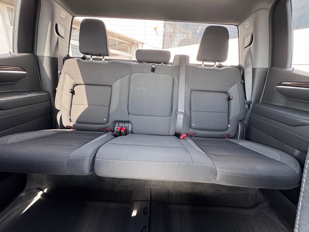 Used 2024 GMC Sierra 1500 Elevation w/ LPO, Elevation Black Package image 28