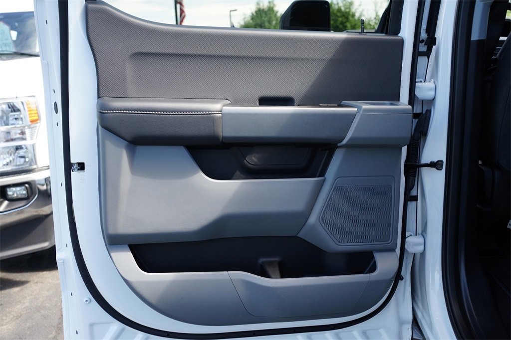 Used 2023 Ford F150 XLT w/ Trailer Tow Package image 18