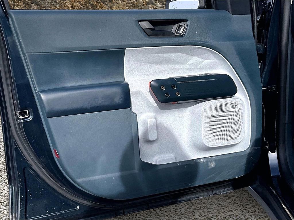 Used 2023 Ford Maverick XLT image 21