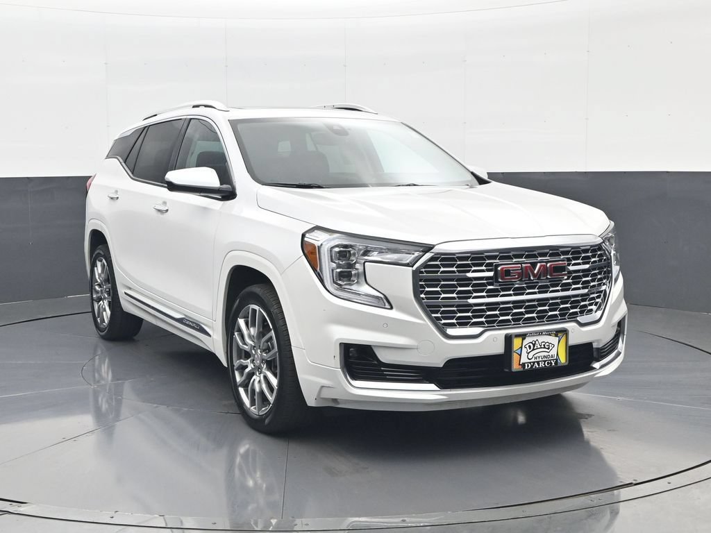 Used 2023 GMC Terrain Denali AWD/4WD image 4