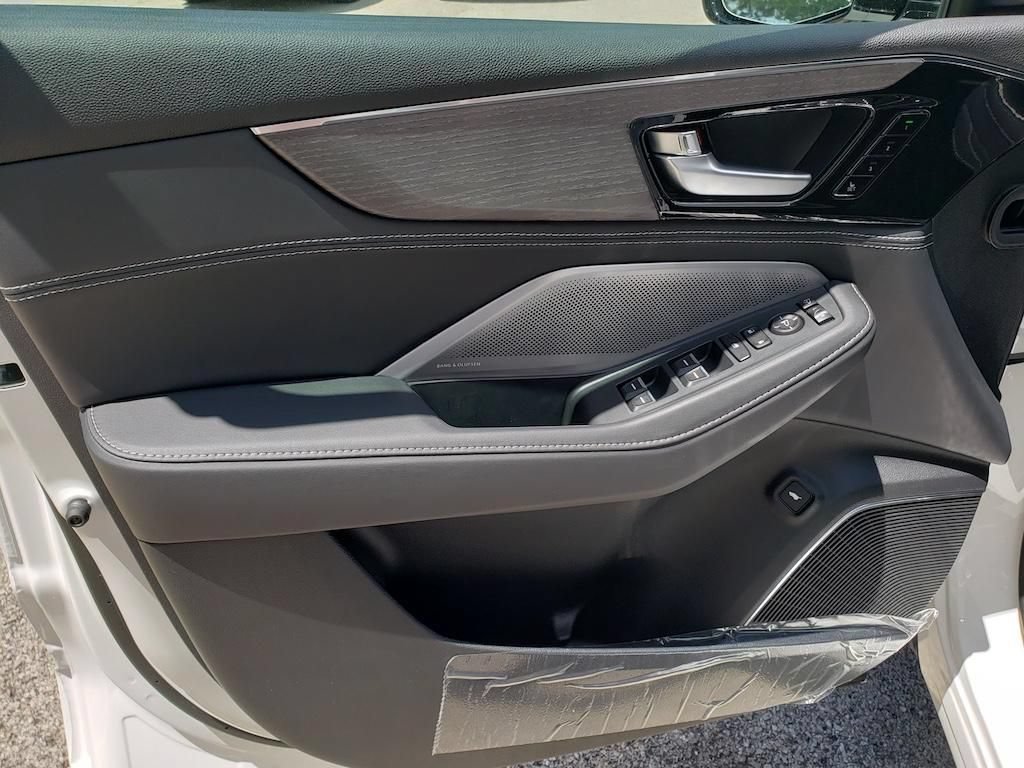 New 2026 Acura MDX w/ Advance Package AWD/4WD image 11