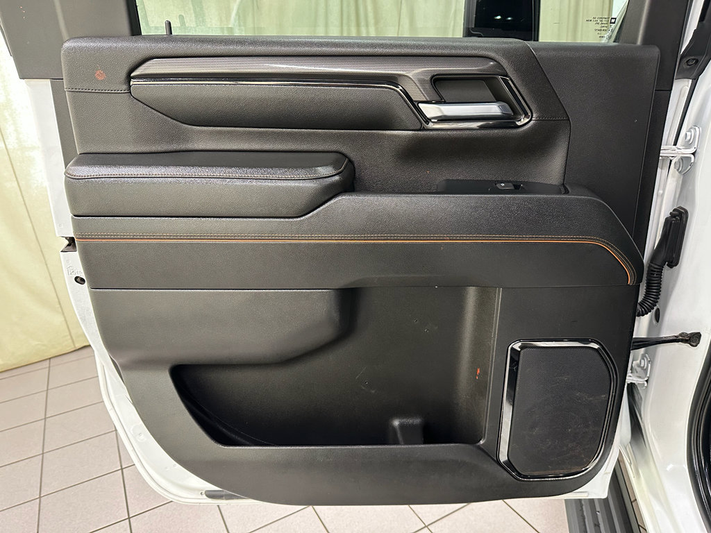 Used 2024 GMC Sierra 2500 AT4 w/ AT4 Premium Plus Package image 38