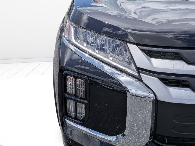 New 2027 Mitsubishi Outlander Sport FWD image 9