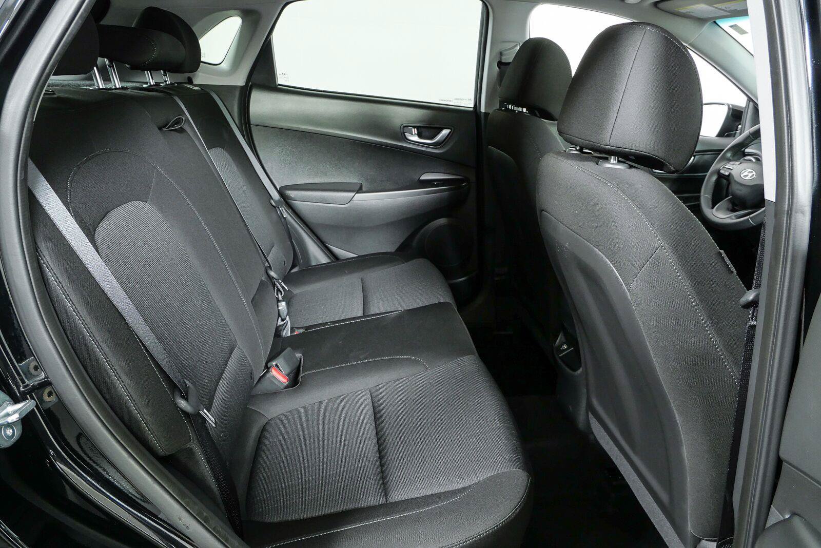 Used 2023 Hyundai Kona SEL w/ Convenience Package FWD image 21