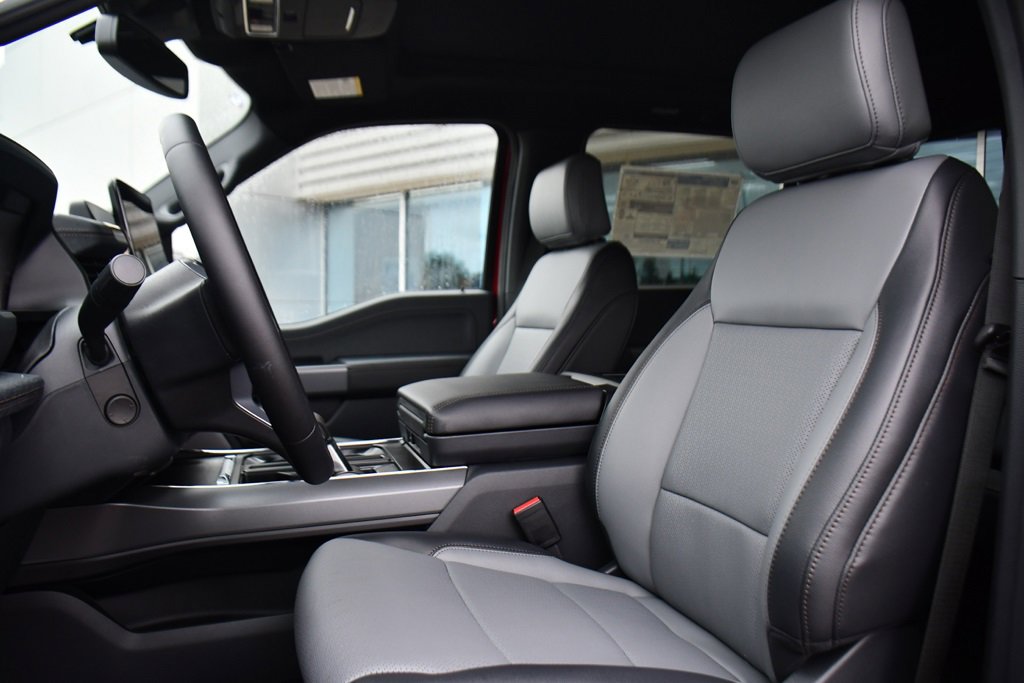 New 2025 Ford F150 Lightning Lariat image 13