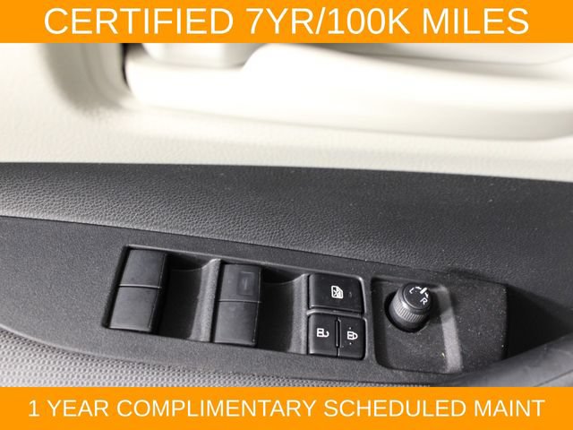 Used 2024 Toyota Corolla LE w/ LE Convenience Package FWD image 18
