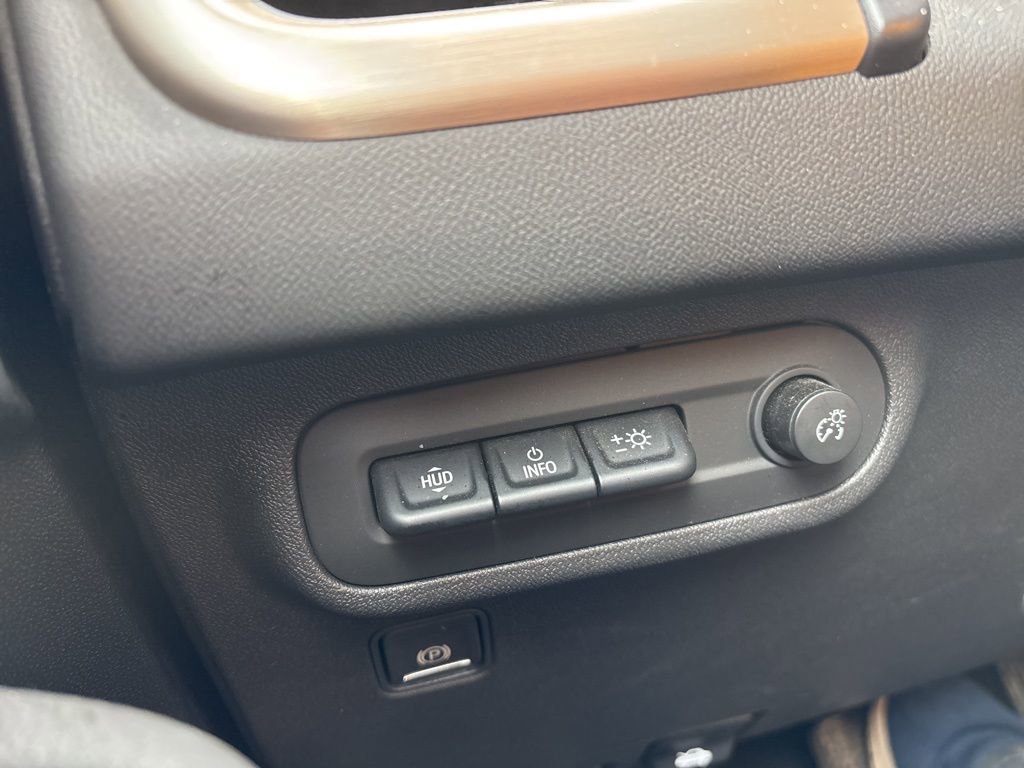 Used 2023 GMC Terrain Denali w/ Denali Premium Package image 22
