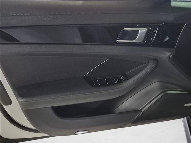 Used 2020 Porsche Panamera 4S AWD/4WD image 9