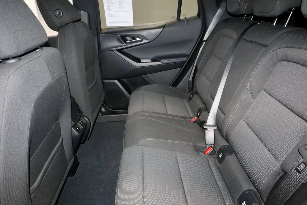 Used 2025 Chevrolet Equinox LT FWD image 21