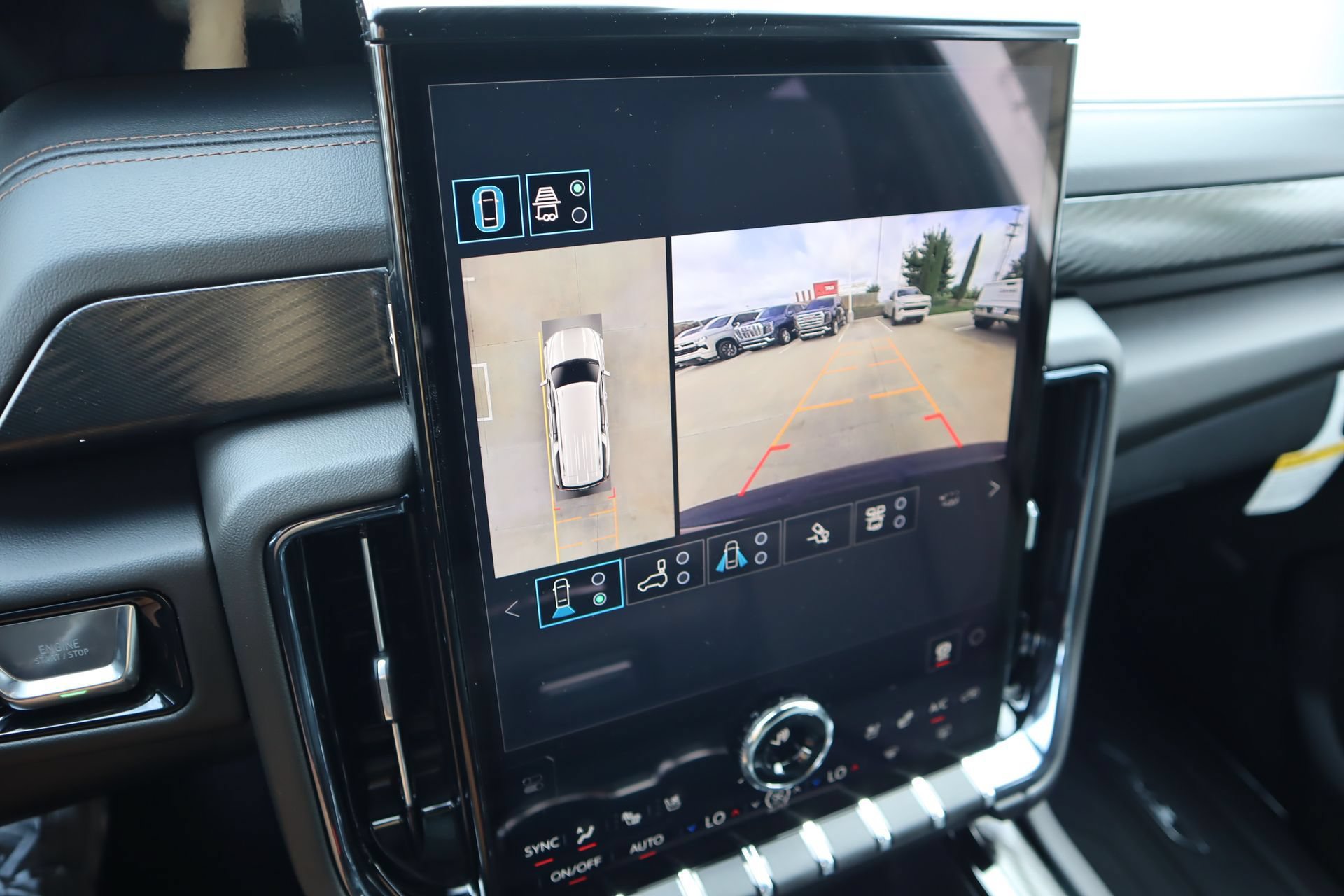 New 2026 GMC Yukon XL AT4 w/ AT4 Premium Plus Package AWD/4WD image 13