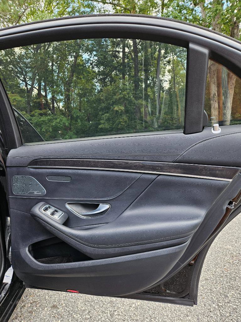 Used 2019 Mercedes-Benz S 450 Sedan image 35