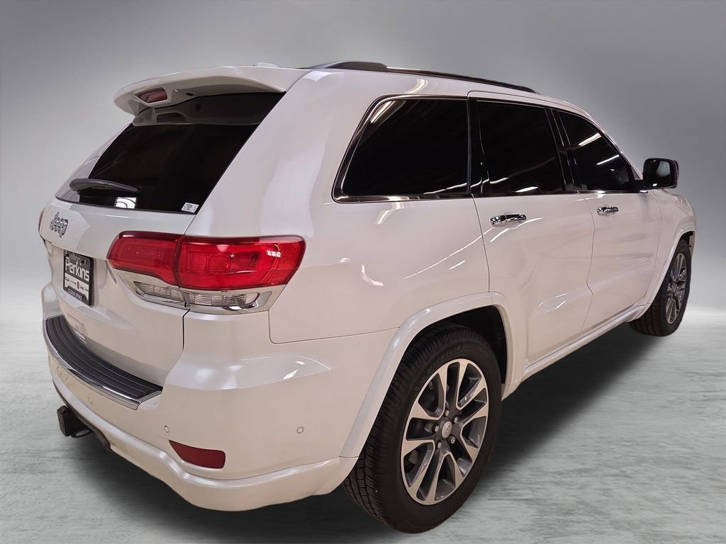 Used 2017 Jeep Grand Cherokee Overland w/ Jeep Active Safety Group image 5