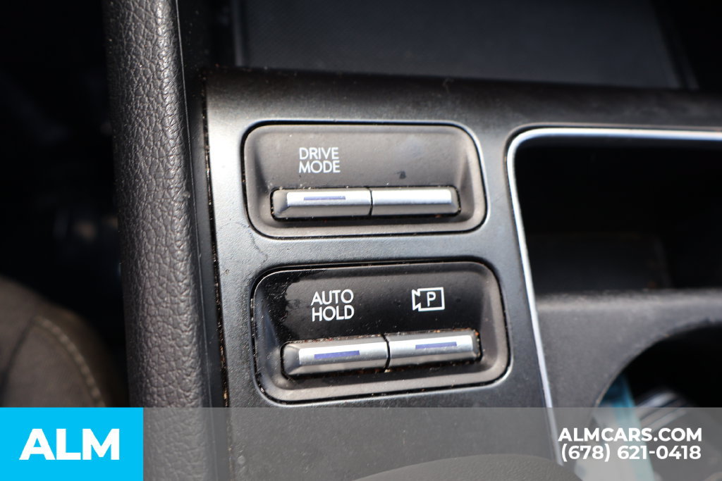 Used 2025 Hyundai Sonata SEL FWD image 35