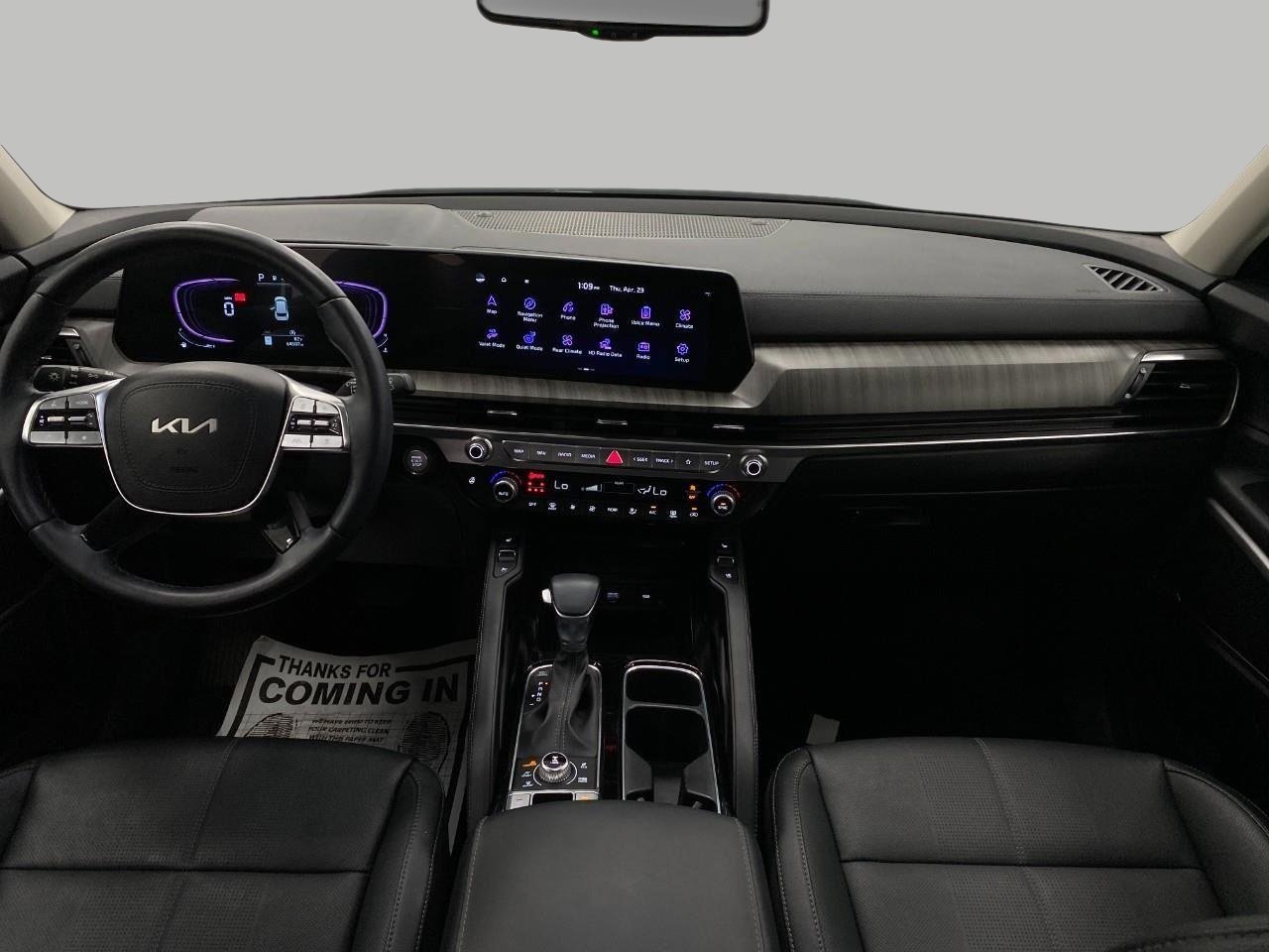 Used 2025 Kia Telluride EX w/ EX Captain's Chair Package AWD/4WD image 22