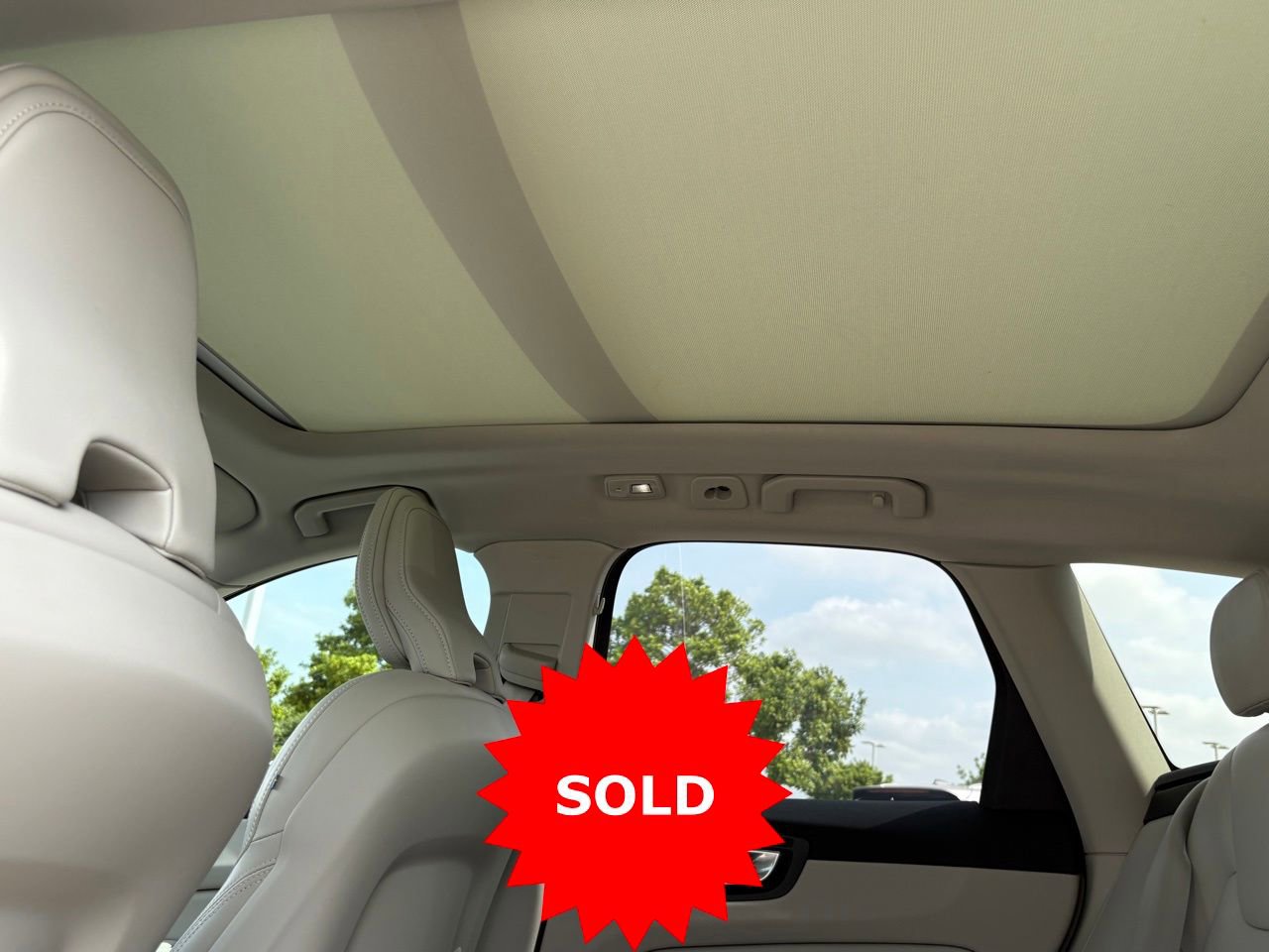 Certified 2023 Volvo XC60 B5 Ultimate w/ Climate Package AWD/4WD image 32