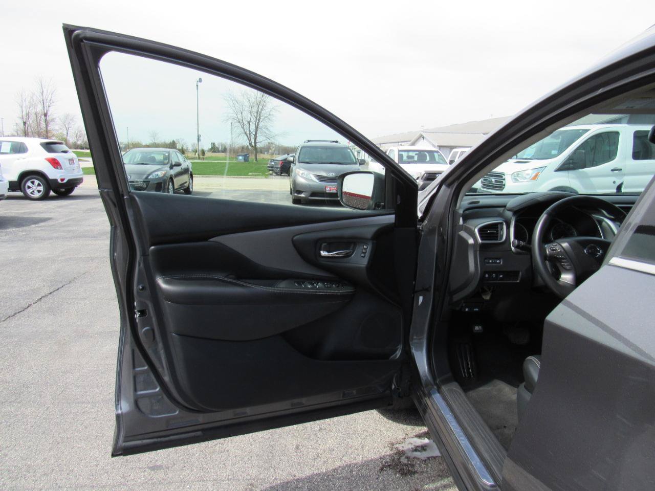 Used 2019 Nissan Murano SL AWD/4WD image 13