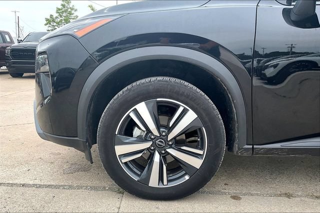 Used 2026 Nissan Rogue SL FWD image 10