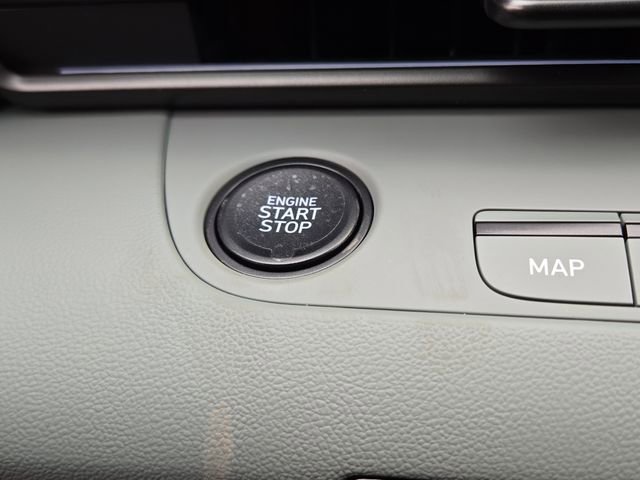 New 2026 Hyundai Elantra Limited image 10