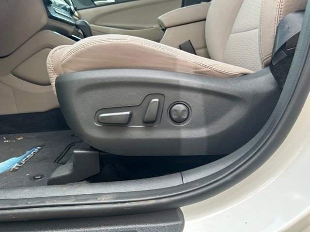 Used 2021 Hyundai Tucson SEL FWD image 15