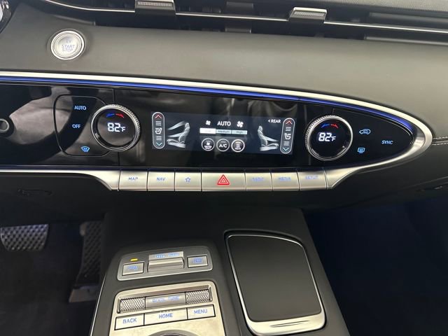 Used 2024 Genesis Electrified GV70 Advanced image 23