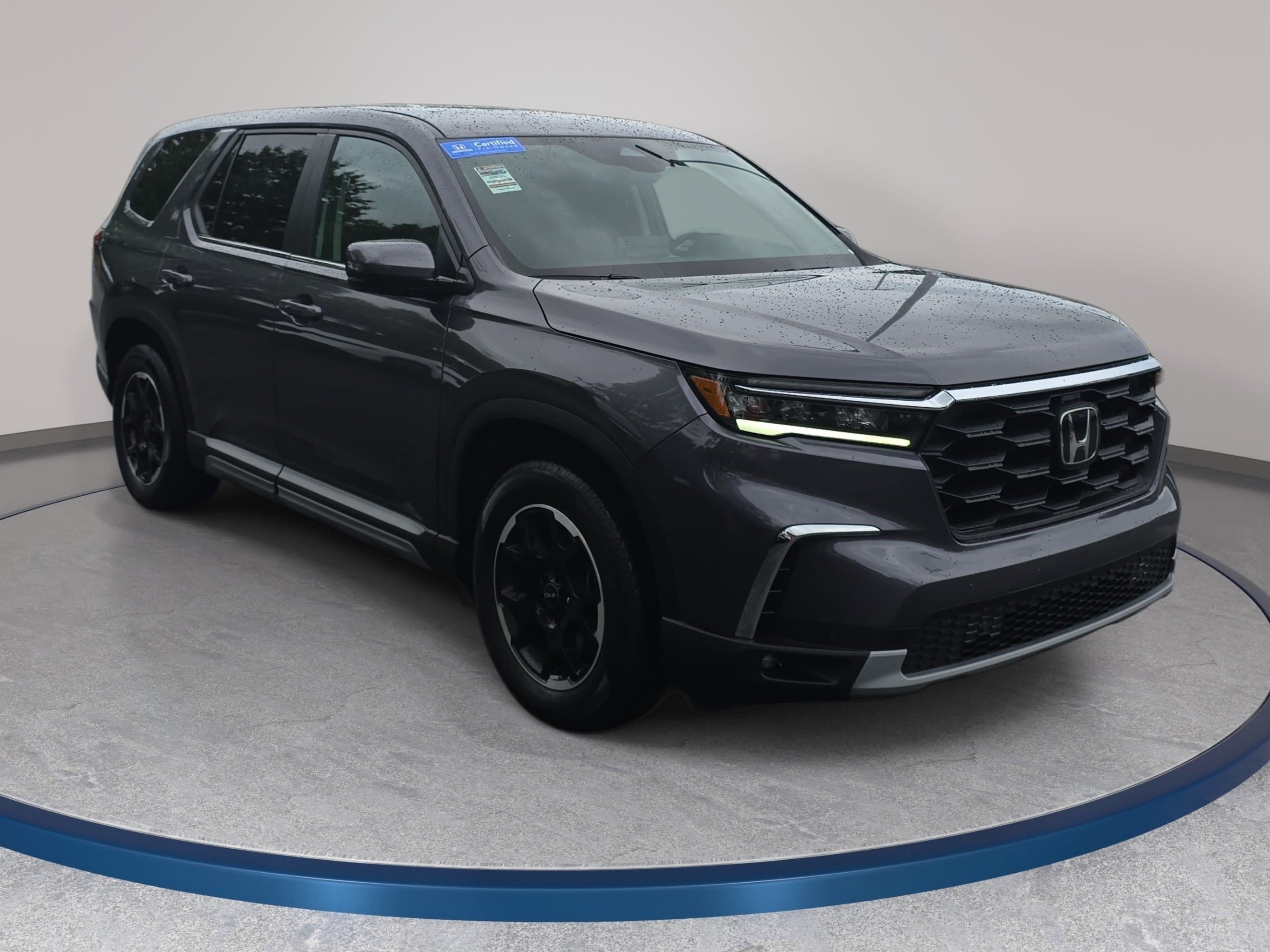 Used 2025 Honda Pilot EX-L image 3