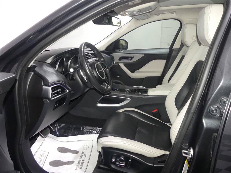 Used 2018 Jaguar F-PACE S AWD/4WD image 22