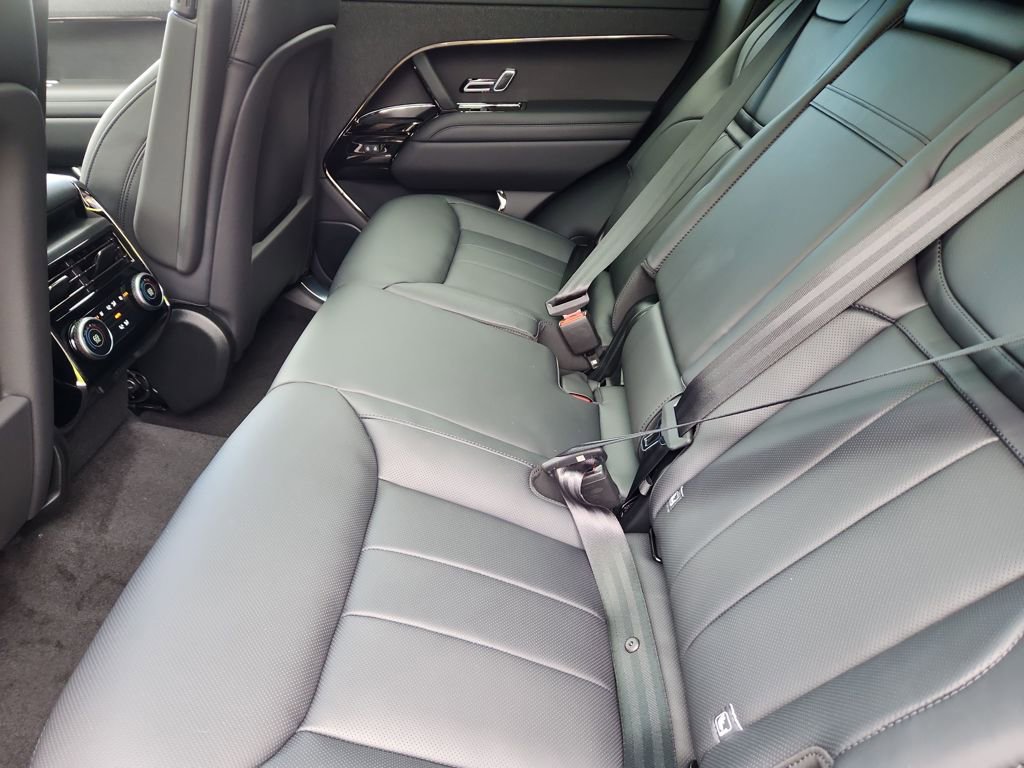 New 2025 Land Rover Range Rover Sport Autobiography image 5