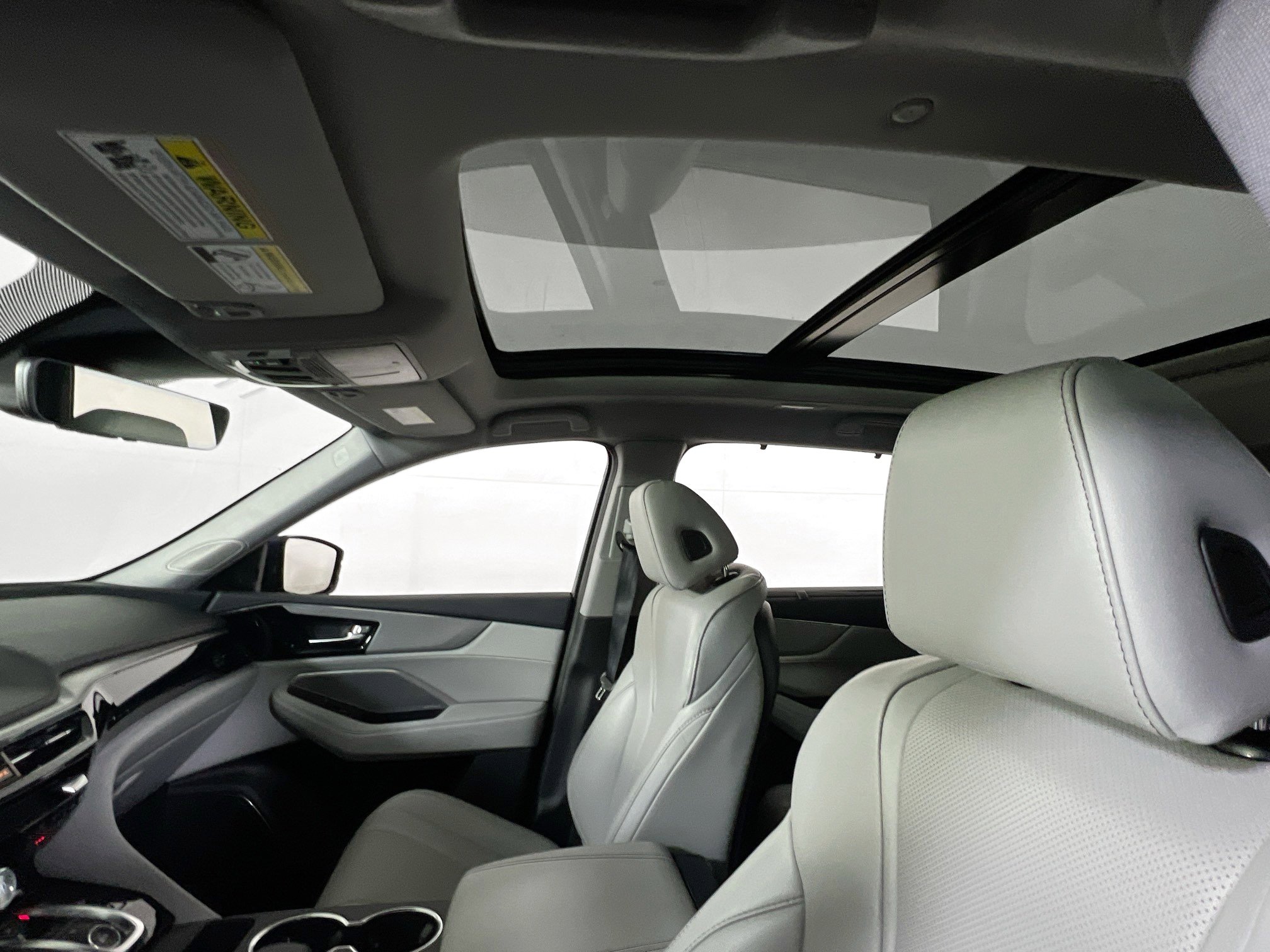 Used 2023 Acura MDX SH-AWD w/ Technology Package image 23