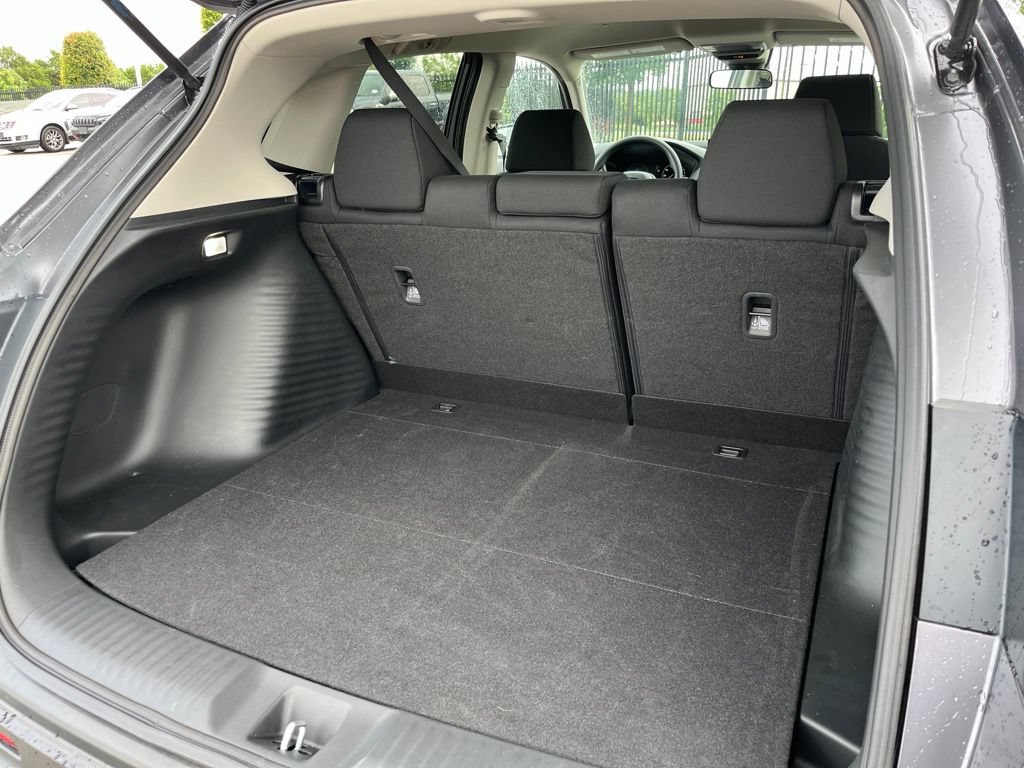 Certified 2026 Honda HR-V LX image 9