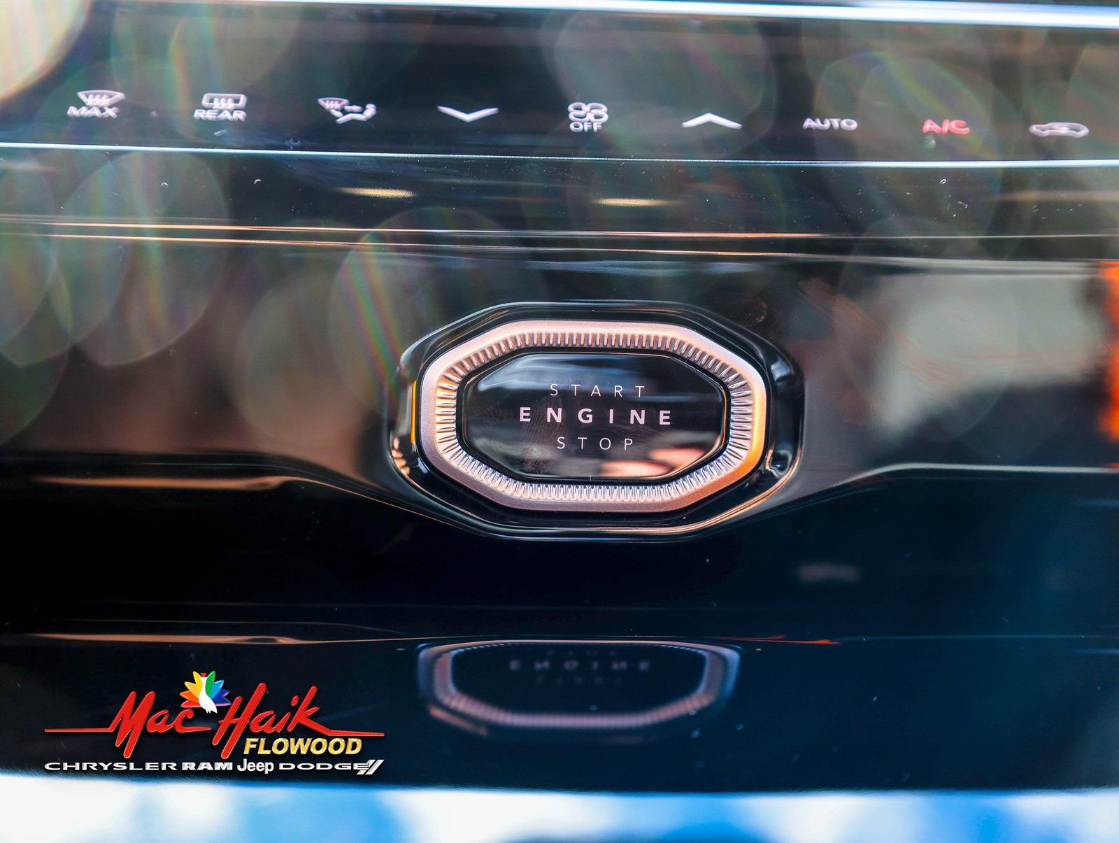 New 2026 Jeep Grand Cherokee Altitude image 15