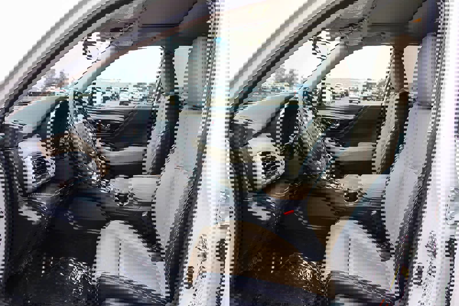 Used 2020 Subaru Outback Limited image 17