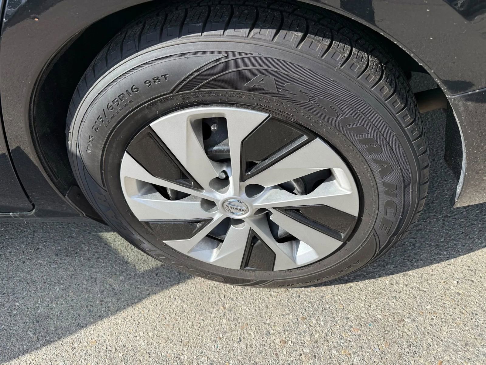 Used 2019 Nissan Altima 2.5 SV image 11