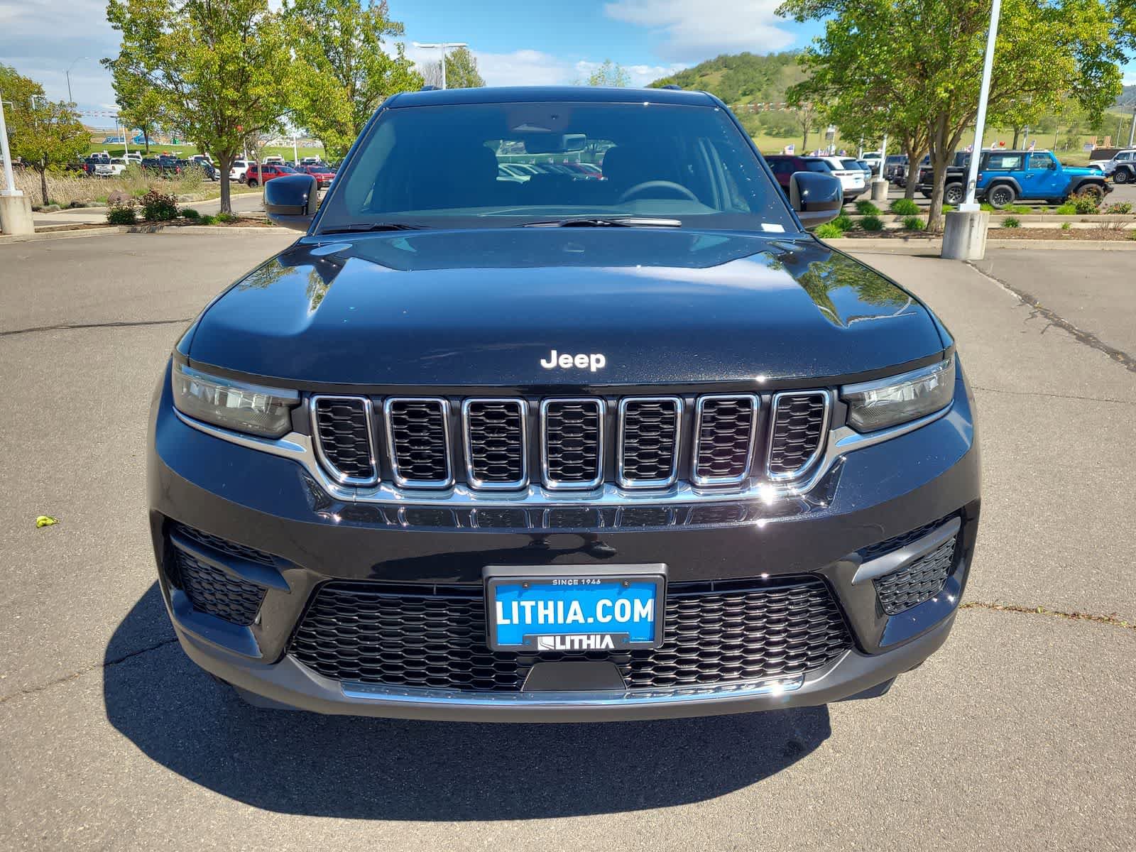 New 2026 Jeep Grand Cherokee 4WD image 14